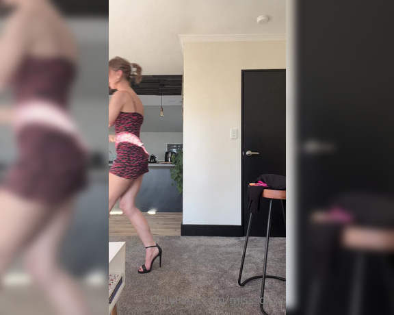 Miss_dxxx - So heres my try on video of a few new dresses. Its longer than I thought so if you