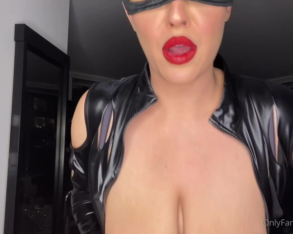 Gia Blaze aka Giablaze - Naughty Catwoman Video JOI, Edge, Huge Boobs, Cum Countdown. Tip $10