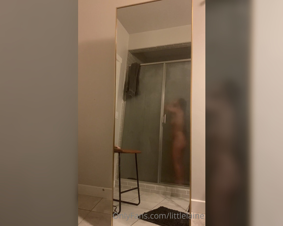Queef Queen aka Littlelaine - POV I don’t know that you’re watching me shower
