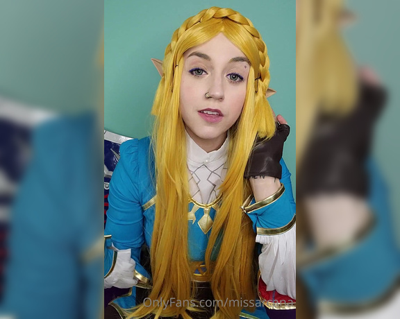 Miss Arcana aka Missarcana - First (of like 7) Zelda videos. This is short little one while I was waiting for the heat to turn of