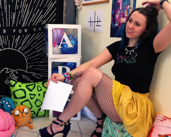 Miss Arcana aka Missarcana - 8 Year Anniversary Q&A!! So if you didnt know, today is my 8 year anniversary of being a Foot Model