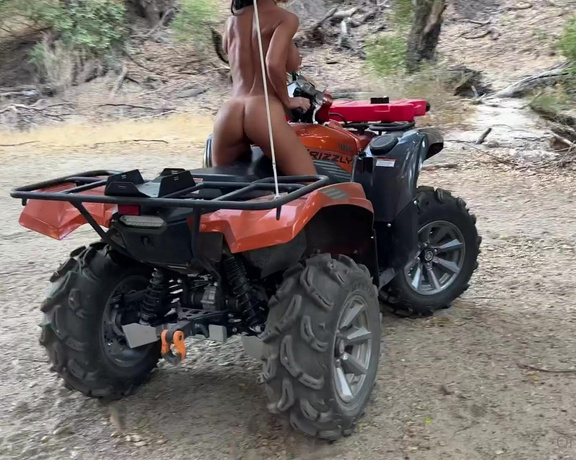 Miss Lexa aka Misslexa - Look at me im driving an ATV butt naked