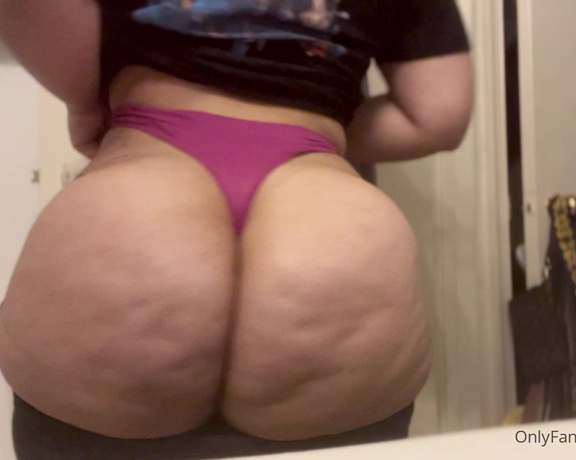 Nixlynka - Papi care to worship this fat wobbly ass I got new videos coming up ) how bad do you want this ass d_3