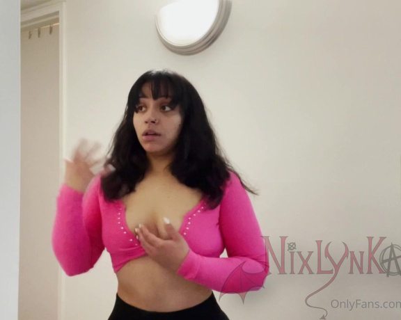 Nixlynka - Your aunty remembers how you used to love staring at her huge round ass when she would sit you and n_0