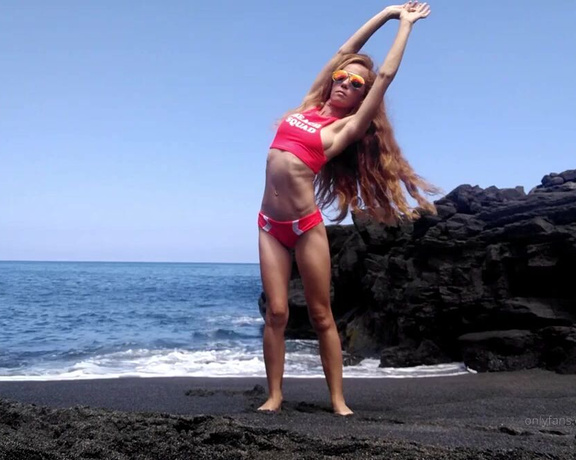 Heather Carolin aka Heathercarolin - Full Length Video Watch me do yoga at the beach as you listen to the sounds of the ocean. Im weari-