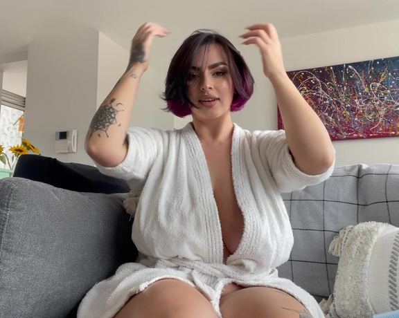 Amaretto aka Amarettoh onlyfans - This is the most spectacular video that you can see of the process of getting spectacular in that