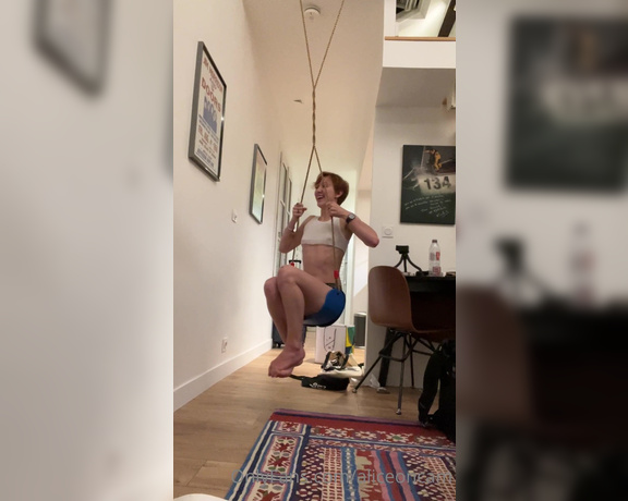 Alice White aka Aliceoncam - Swinging in my air Bnb I just really wanted to share this with y’all. Just a lot of joy and happi