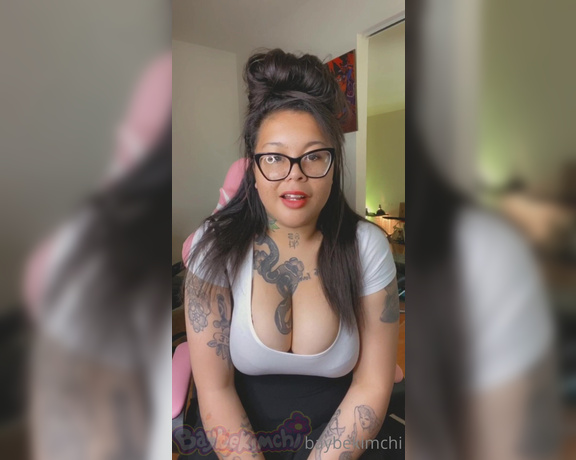 Korean step-mommy aka Baybekimchi Onlyfans - U fuck a school girl video sending out to your dms later