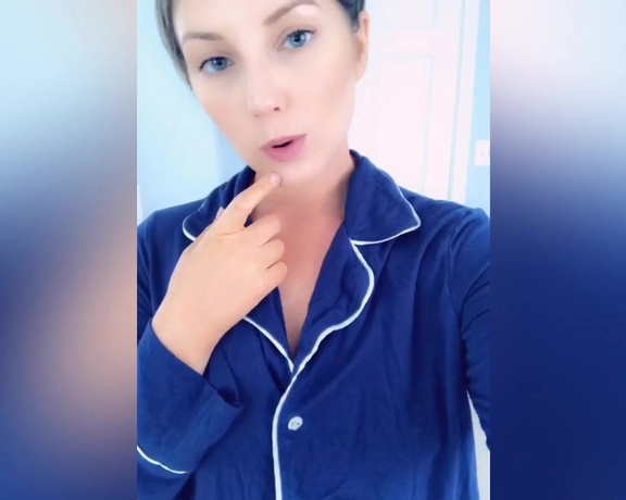 Brielle Day aka Brielleday onlyfans - Feeling under the weather Let Nurse Brielle help! She has some tricks up her sleeve thatll get you