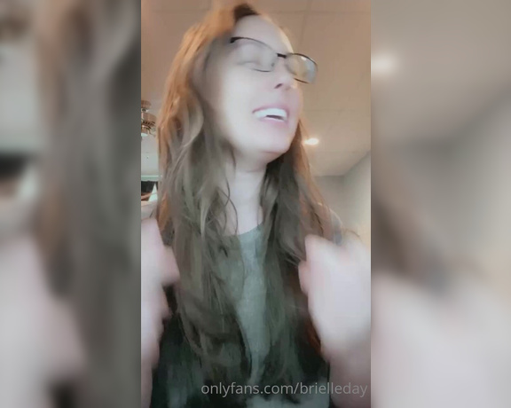 Brielleday - OnlyFans Video 7