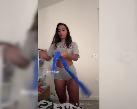 It’s Jazmyn aka Baristajazx - U accidentally flashed TikTok live