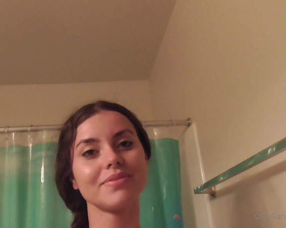 Jessie aka Mzjessie Onlyfans - I let you jerk it to me in the shower after you creeped on me on a hike )  BTW guys, I have a few