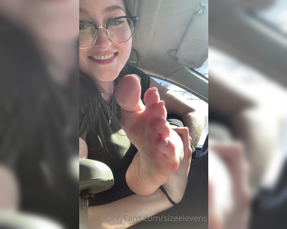 Becca Foxx aka Sizeelevens feet - I’m taking off my stinky after work socks in the car for you footboy haha take out your cock and ima