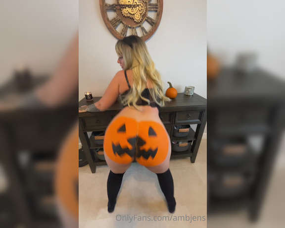 Ambjens OnlyFans - Halloween booty 3