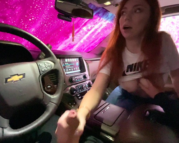 Kisankanna1 - we were at the car wash and she eat me, Jerking Off, Swallowing / Drooling, Cum Swallowers, Cum In Mouth, ManyVids