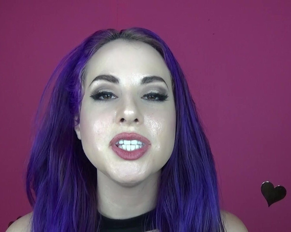 MsNadiaWhite - Deep inside Goddess Valora's Mouth, Vore, Mouth Fetish, Tongue Fetish, Lipstick Fetish, Teeth, ManyVids