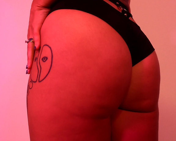 MsNadiaWhite - Slave to my Ass, Ass Fetish, Ass Shaking, Ass Worship, Femdom POV, Face Sitting, ManyVids