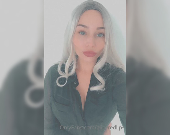 Ema Novak aka Emanovak OnlyFans - Video dick rating is the best  what do you think