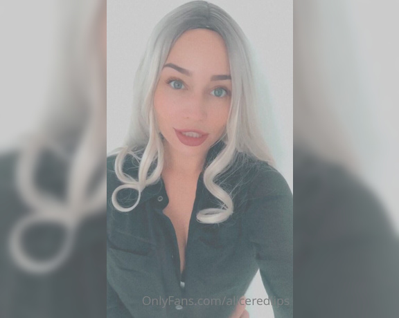 Ema Novak aka Emanovak OnlyFans - Video dick rating is the best  what do you think