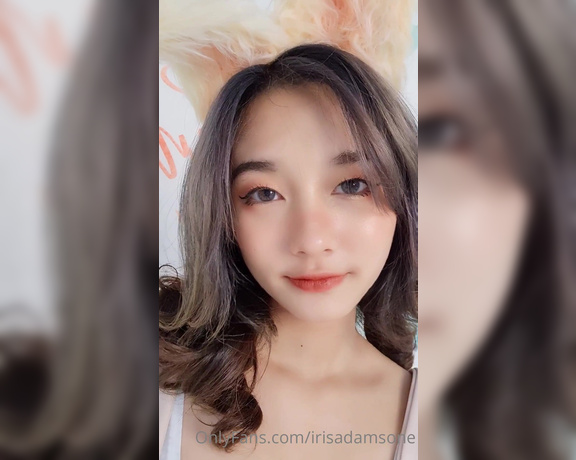 Irisadamsone  Onlyfans - Feeling cute