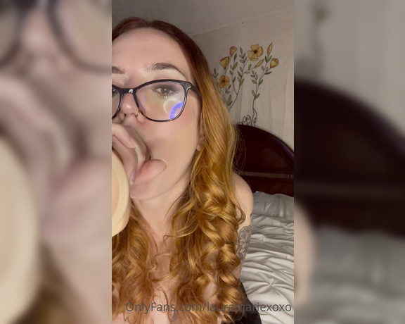 Lauramariexoxo - Sucking and riding my dildo until I cum, tip if you want too see more of these and enjoyed it xx