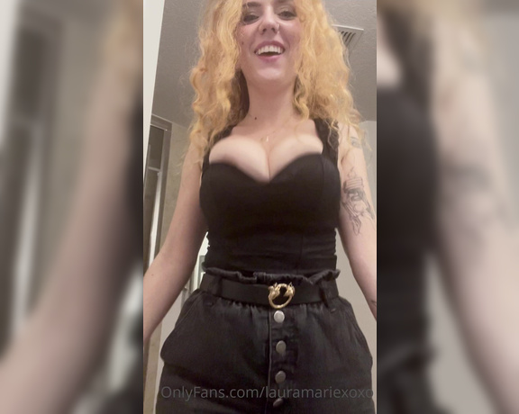 Lauramariexoxo - Nip slip from jumping jacks