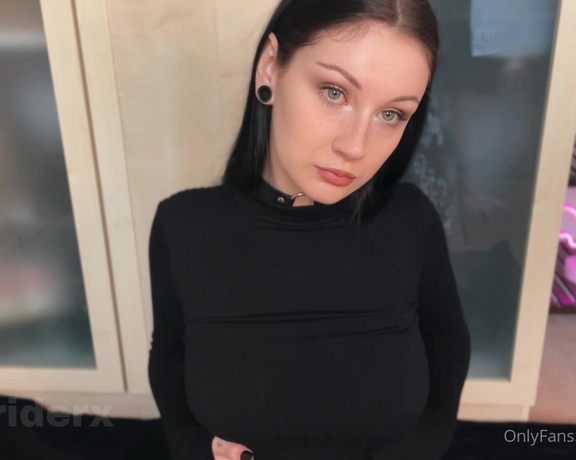 Mia aka Miariderx - I haven’t creamed in a while, I saved it all for you dm to buy!