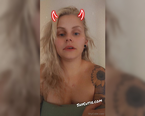 Shycutie Onlyfans - Realizing now this may have just made it look even more awkward