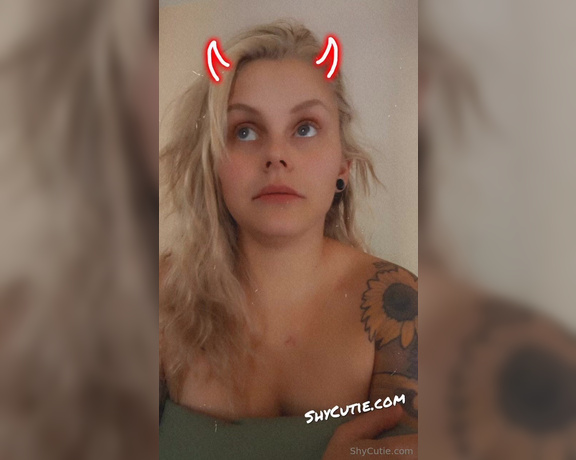 Shycutie Onlyfans - Realizing now this may have just made it look even more awkward