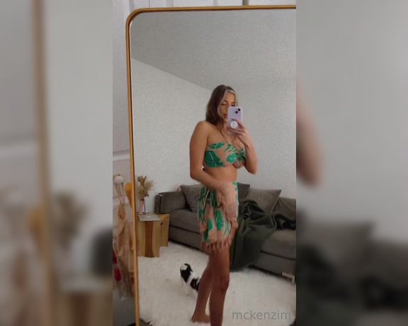 Mckenzi aka Getnzked OnlyFans - A little try on haul of some vacation outfits