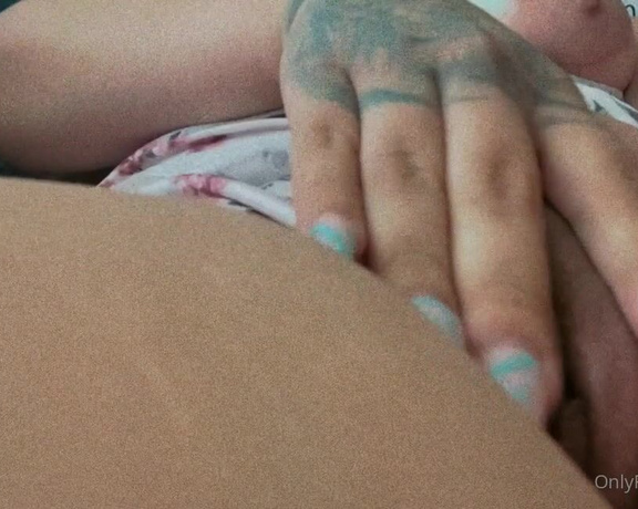 Nahir aka Nahirxo OnlyFans - Does this make you wanna lick me and make me cum I’m so horny I’m just teasing her I need you