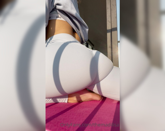 Themadilisa OnlyFans - Someone stretch me out