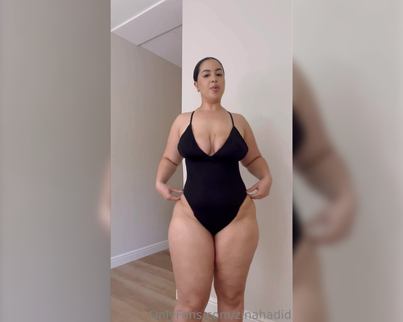 Zina Hadid aka Zinahadid OnlyFans - Trying on a new bathing suit! Should I do more of these talking videos