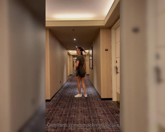 Smackmycupcake OnlyFans - Someone would get a little peep show if they walked out of their hotel room while I was having my ow