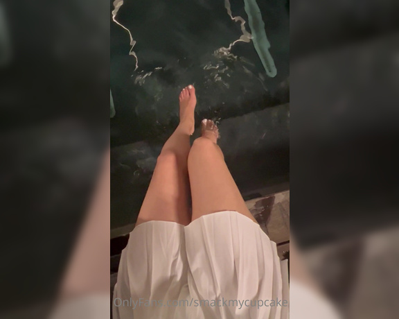 Smackmycupcake OnlyFans - Friday night hot tub vibes