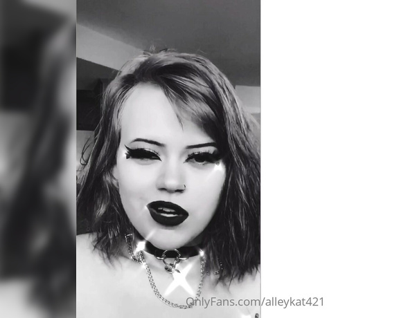 Alleykat421 - OnlyFans Video 1