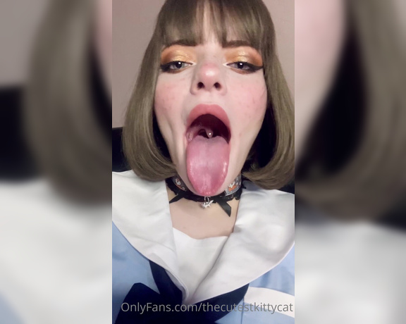 Misty silver aka Thecutestkittycat OnlyFans - Showing of my mouth to daddy~ cum inside my throat!