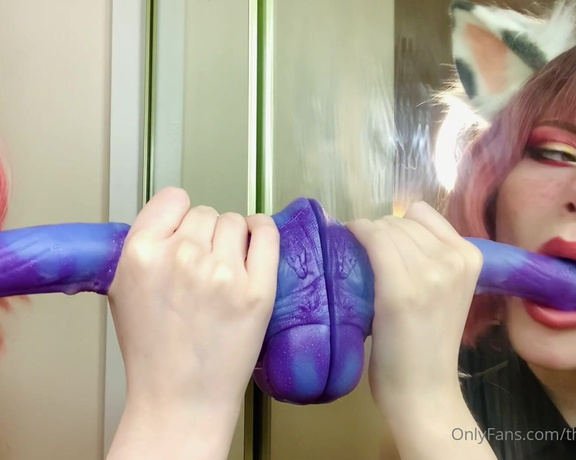 Misty silver aka Thecutestkittycat OnlyFans - I tried to do a BJ video against the mirror before I left my old rental 3 Using my new horse cock