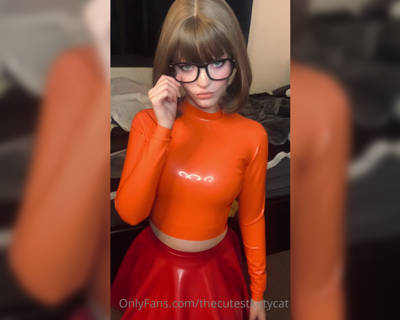 Misty silver aka Thecutestkittycat OnlyFans - My new latex velma cosplay~ I was going to use these videos fo take photos, but I figured you guys 4