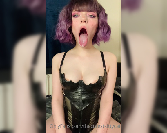 Misty silver aka Thecutestkittycat OnlyFans - Taste my tongue, then my pussy I’ll squeeze you in my thighs~ 1