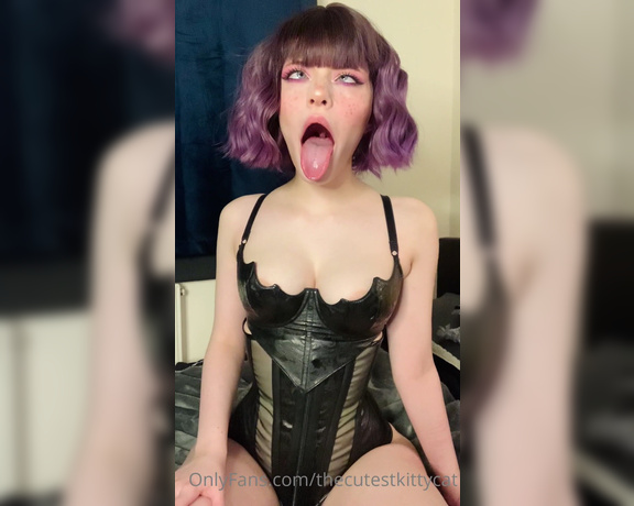 Misty silver aka Thecutestkittycat OnlyFans - Taste my tongue, then my pussy I’ll squeeze you in my thighs~ 1