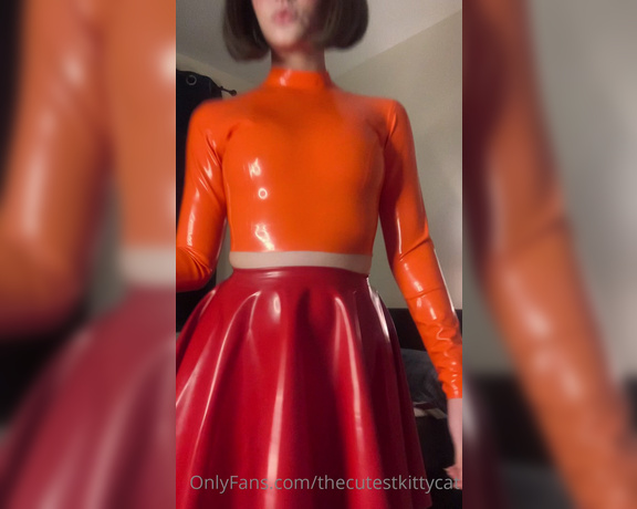 Misty silver aka Thecutestkittycat OnlyFans - My new latex velma cosplay~ I was going to use these videos fo take photos, but I figured you guys 5