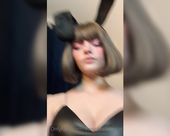 Misty silver aka Thecutestkittycat OnlyFans - Use my mouth sir 2