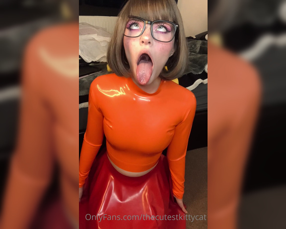 Misty silver aka Thecutestkittycat OnlyFans - Make a mess of me and my mouth~ cum wherever you like, all over me, when I’m wearing latex it’s so e