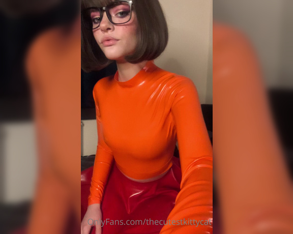 Misty silver aka Thecutestkittycat OnlyFans - My new latex velma cosplay~ I was going to use these videos fo take photos, but I figured you guys 6