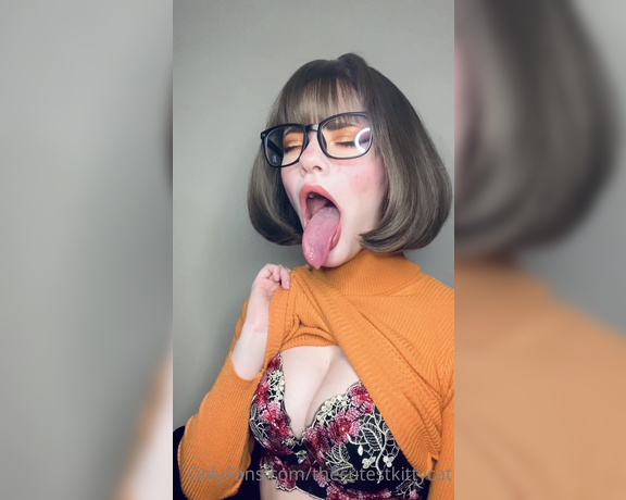 Misty silver aka Thecutestkittycat OnlyFans - Velma ahegao’s and feet~ 1