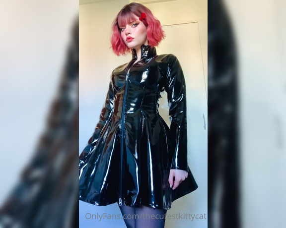 Misty silver aka Thecutestkittycat OnlyFans - I look like I’m straight out of blade runner in this shiny, squeaky, pvc dress~ 2