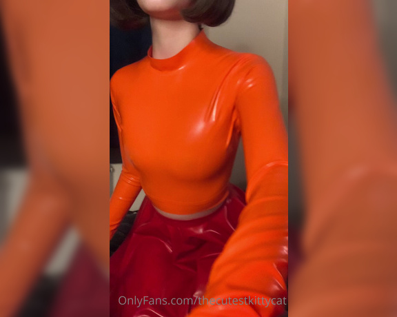 Misty silver aka Thecutestkittycat OnlyFans - My new latex velma cosplay~ I was going to use these videos fo take photos, but I figured you guys 7