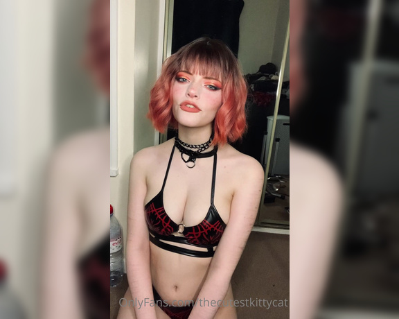 Misty silver aka Thecutestkittycat OnlyFans - Be a good boy and get your dick out Cum for me and my tongue Show me how much you love my ton 1