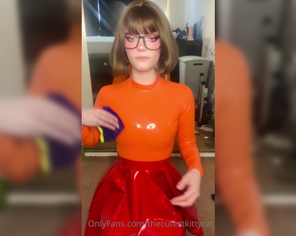 Misty silver aka Thecutestkittycat OnlyFans - Latex velma is making a return! come shine with me~